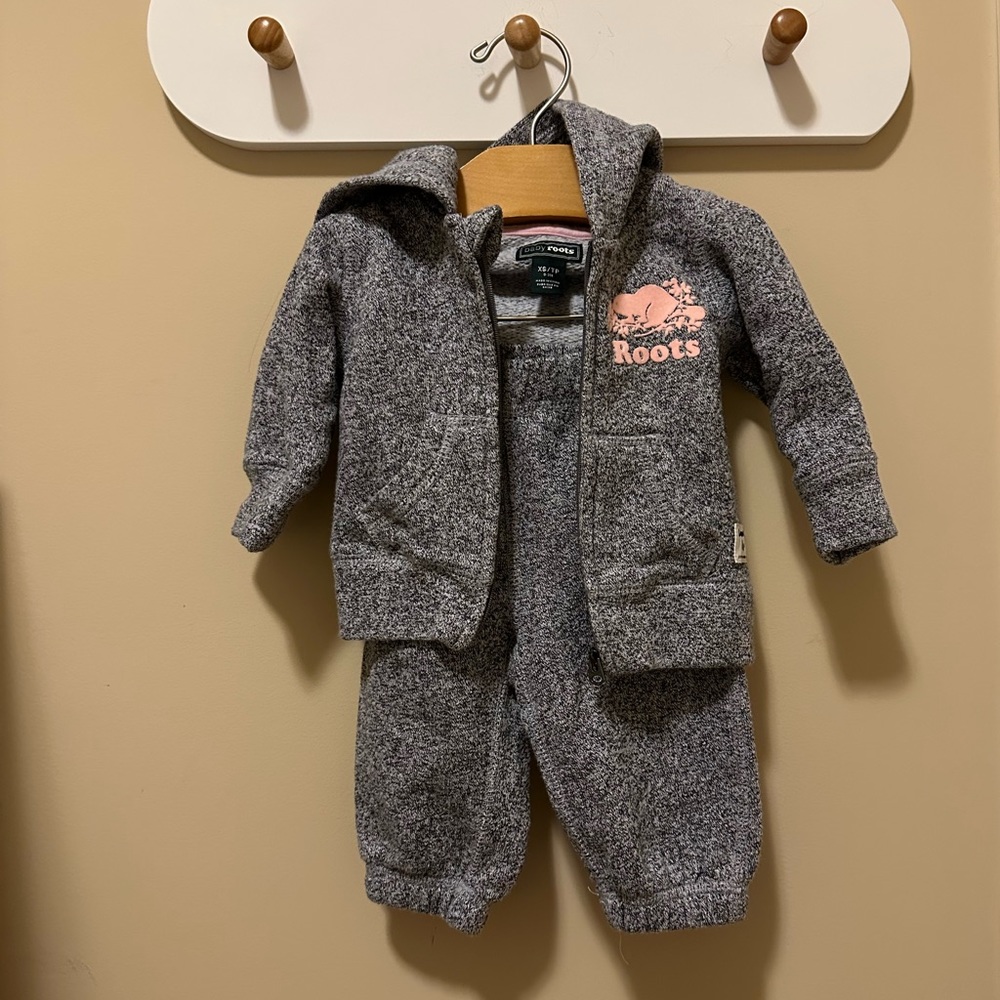 NWOT Roots Baby Organic Original Full Zip Hoodie and Sweats Salt and Pepper Set